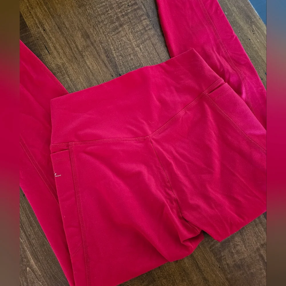 VS PINK Leggings - Picture 3 of 6
